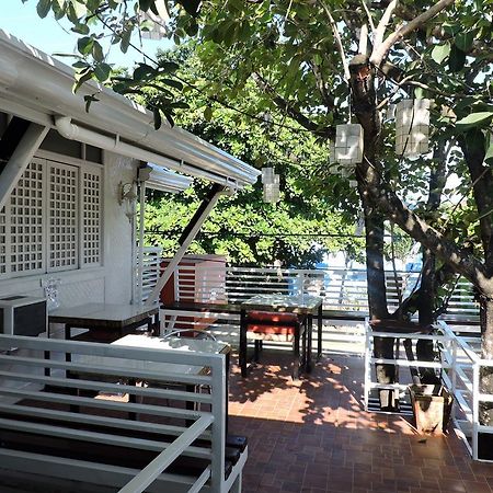 プエルト・プリンセサ オレンジマングローブ ペンションハウス Bed & Breakfast エクステリア 写真